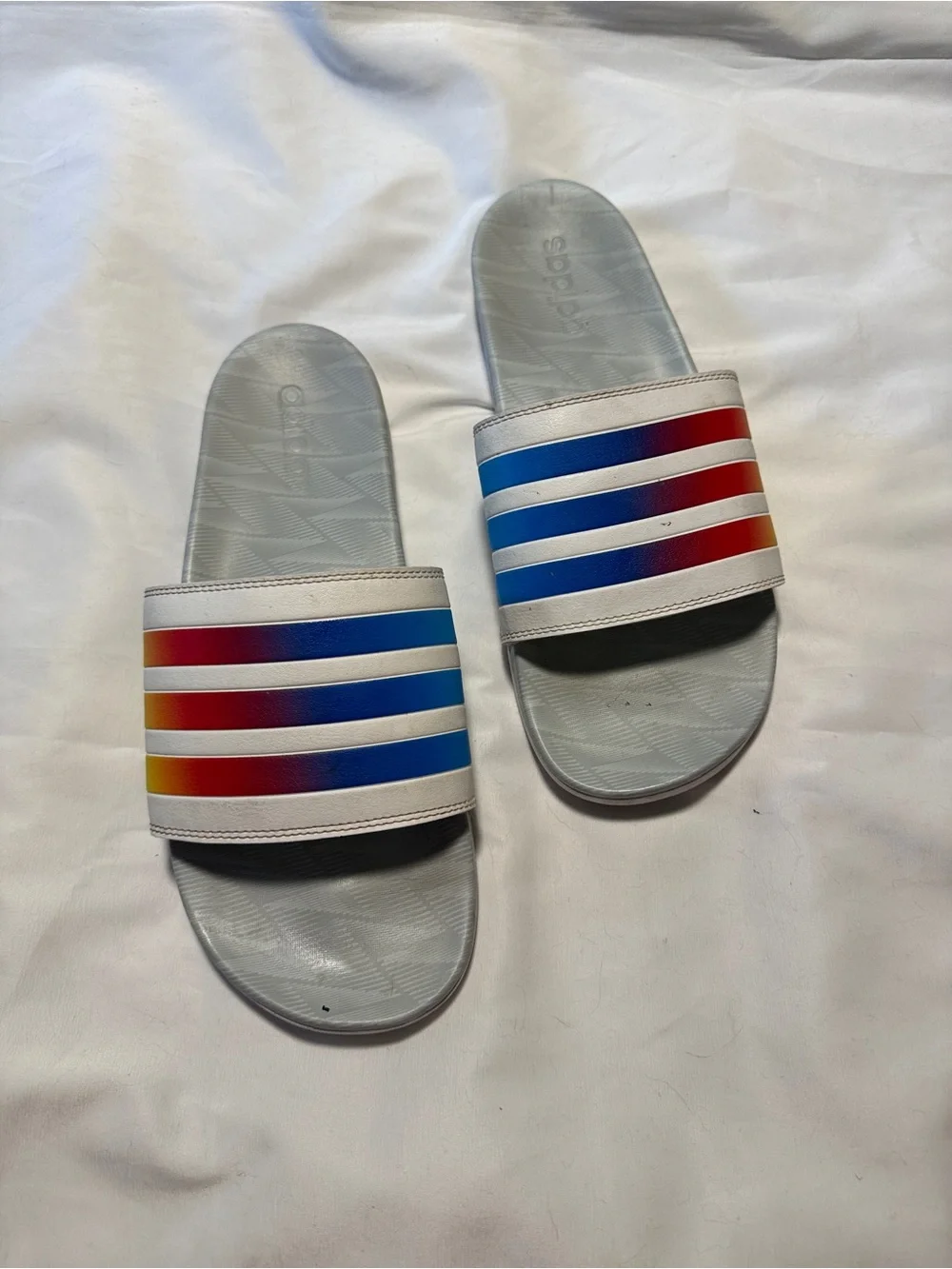Adidas Adilette Comfort Slides White Blue Red Men's Size 11 GX7222